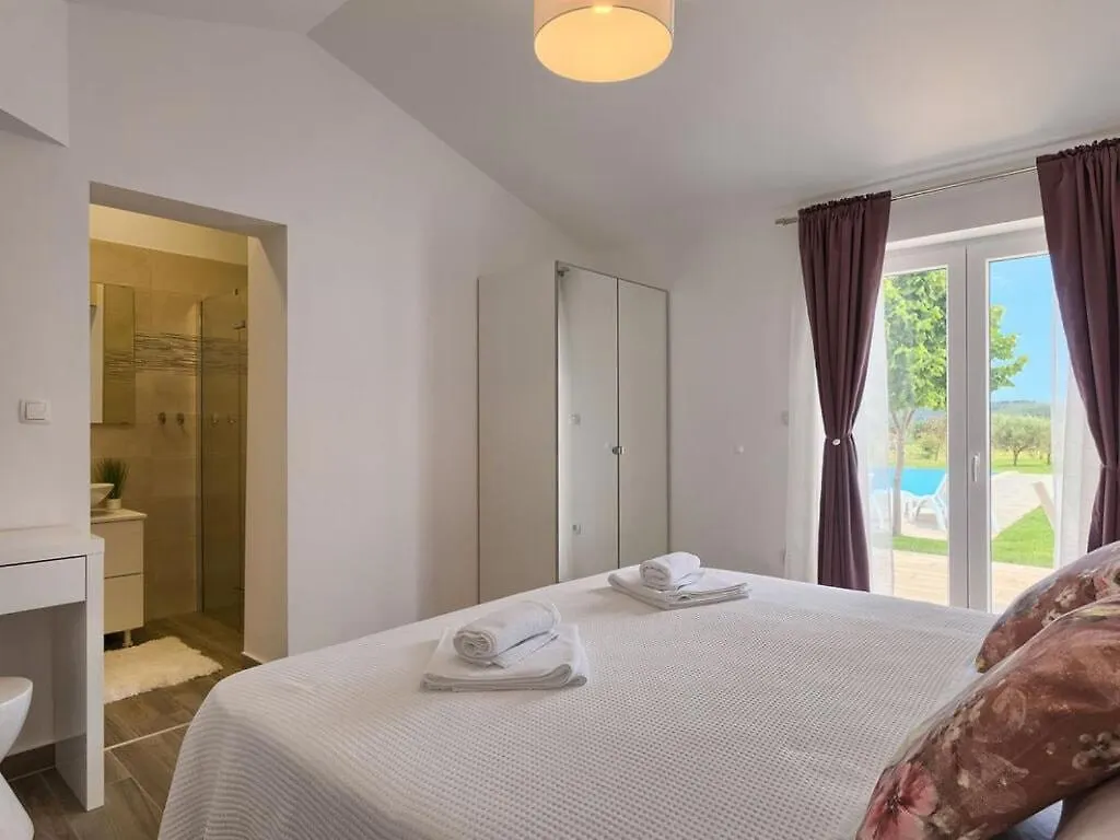 Villa Milemanda Comfortable Holiday Residence Medulin