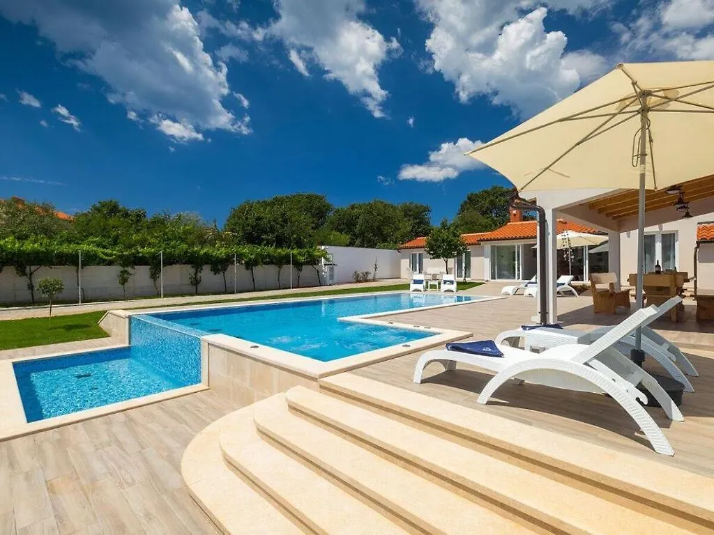Villa Milemanda Comfortable Holiday Residence Medulin Croatia