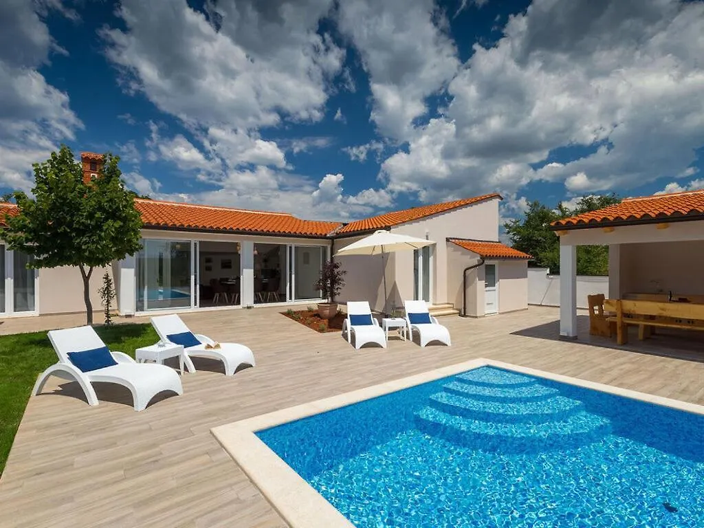 Milemanda Comfortable Holiday Residence Medulin Villa
